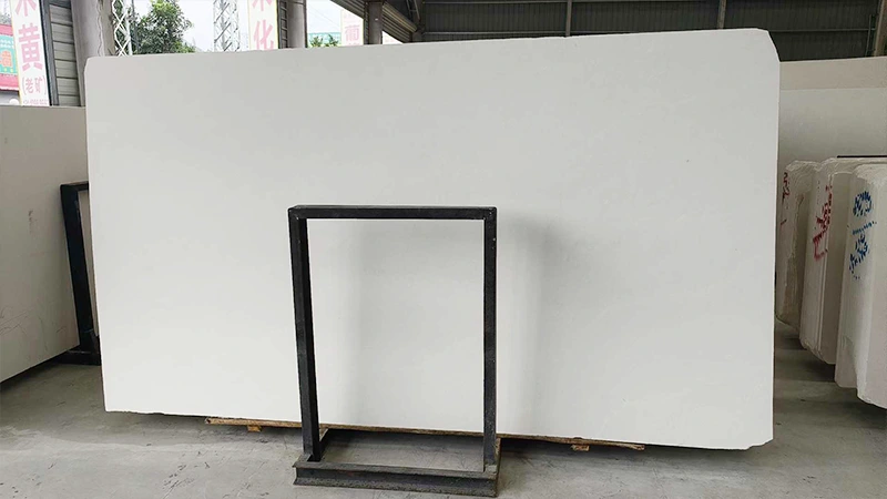 Moca Creme Limestone Slabs